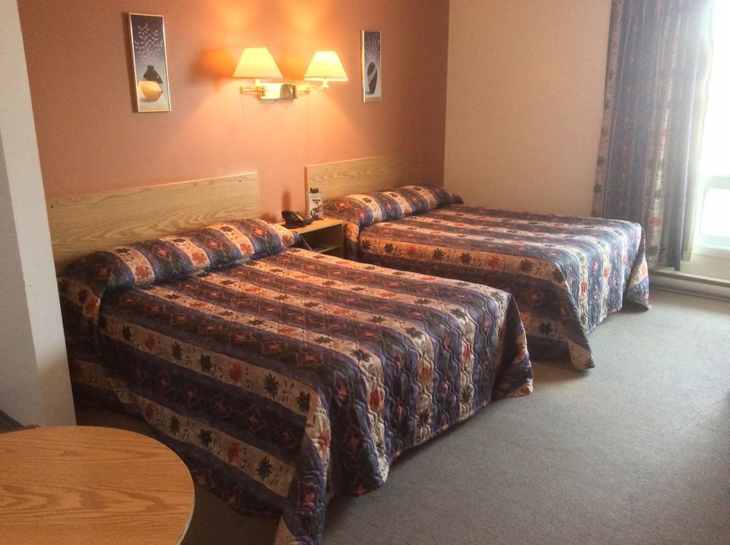 Le Campagnard Hotell Matane Exteriör bild