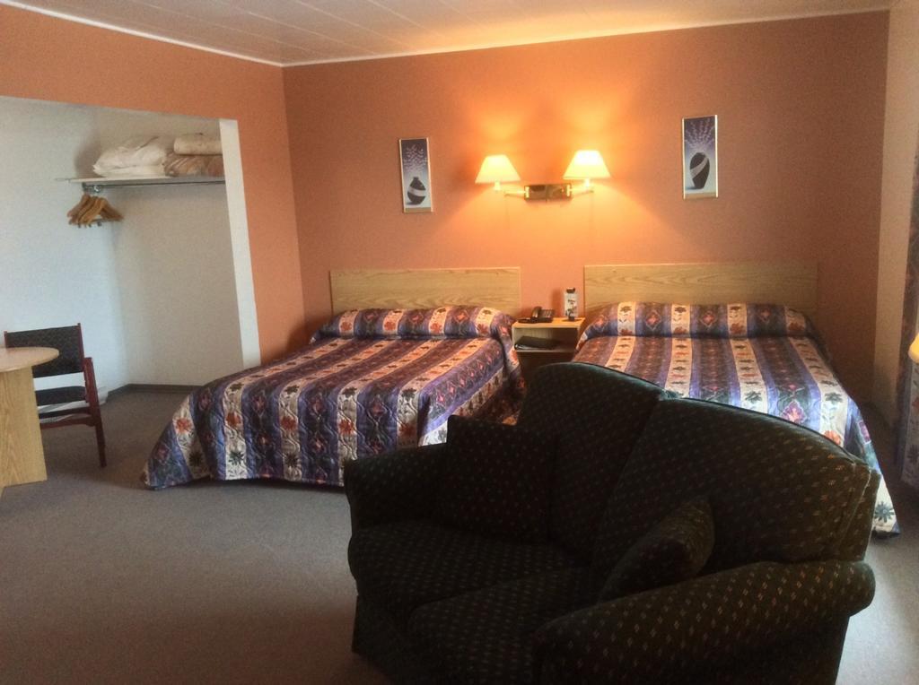 Le Campagnard Hotell Matane Exteriör bild