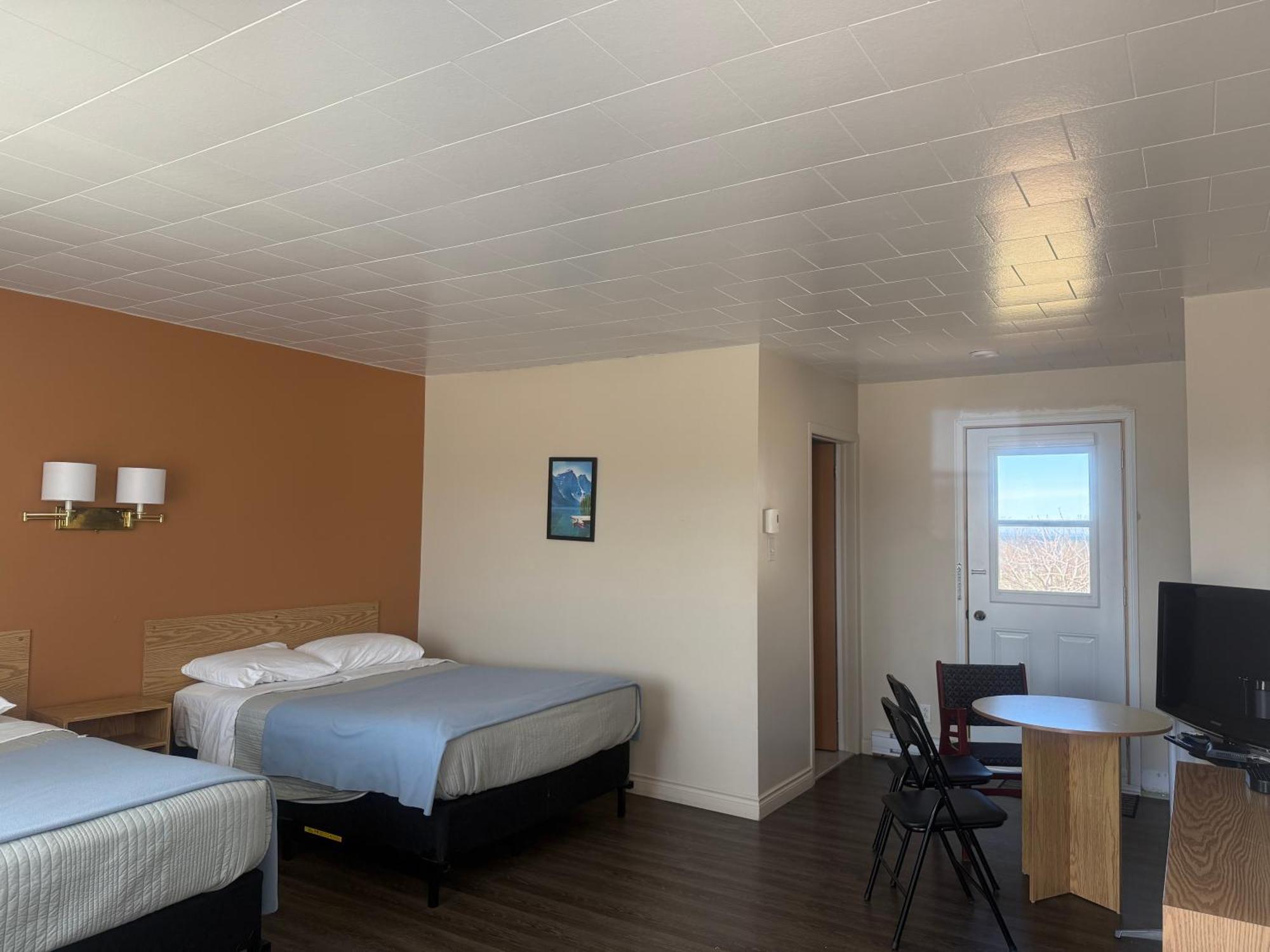 Le Campagnard Hotell Matane Exteriör bild