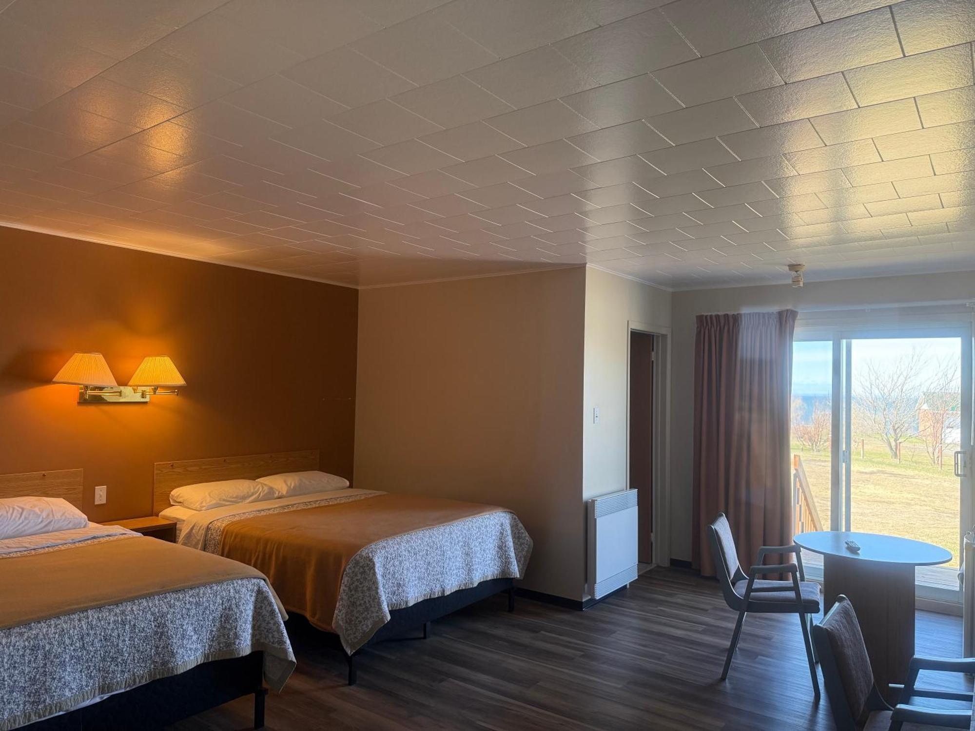Le Campagnard Hotell Matane Exteriör bild