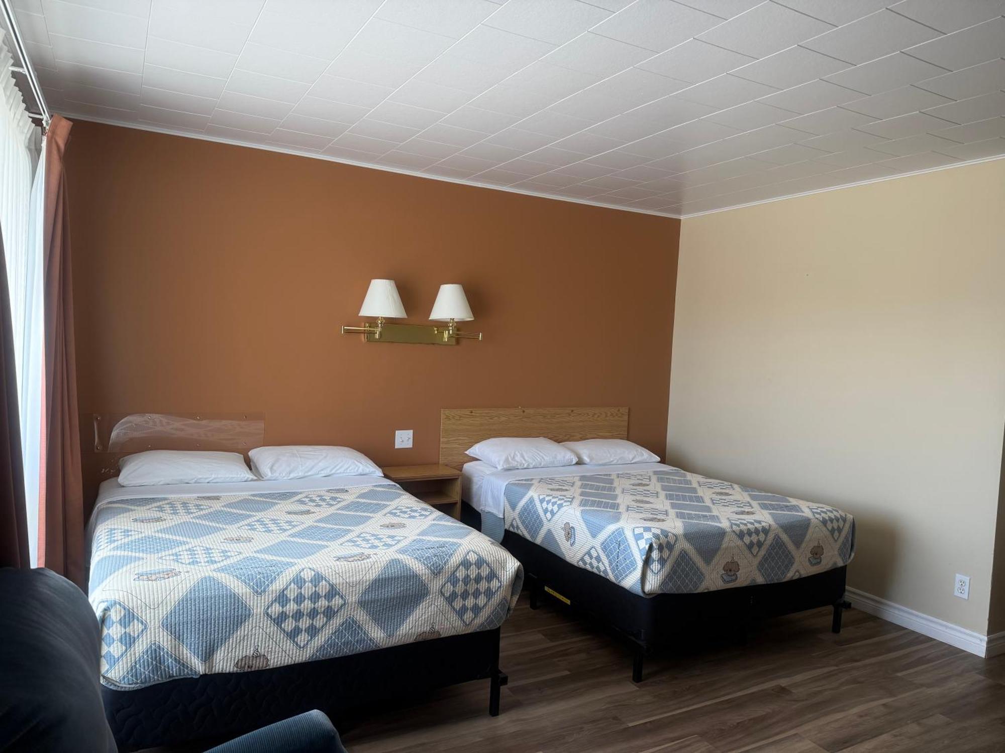 Le Campagnard Hotell Matane Exteriör bild