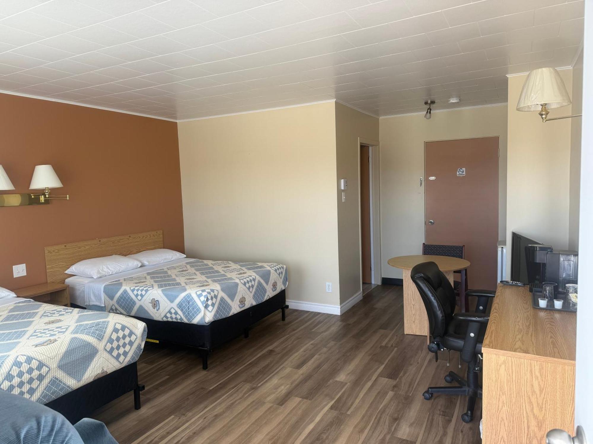 Le Campagnard Hotell Matane Exteriör bild